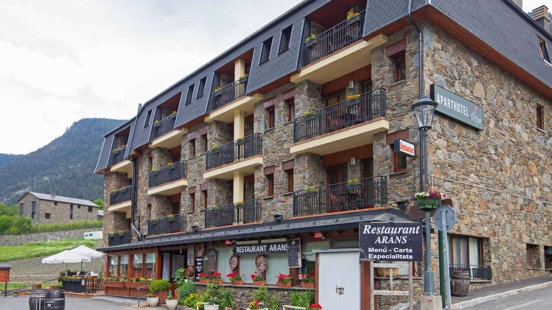 Pierre & Vacances Aparthotel La Tulipa 奥尔迪诺